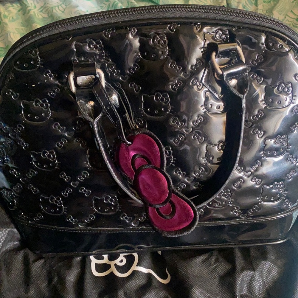 Hello kitty black loungefly purse